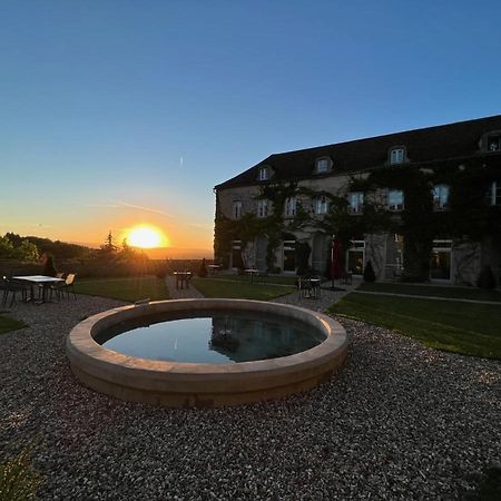 Hotel Les Ursulines Отон Екстериор снимка