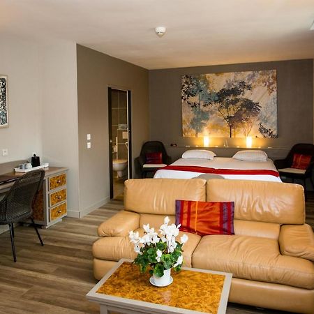 Hotel Les Ursulines Отон Екстериор снимка