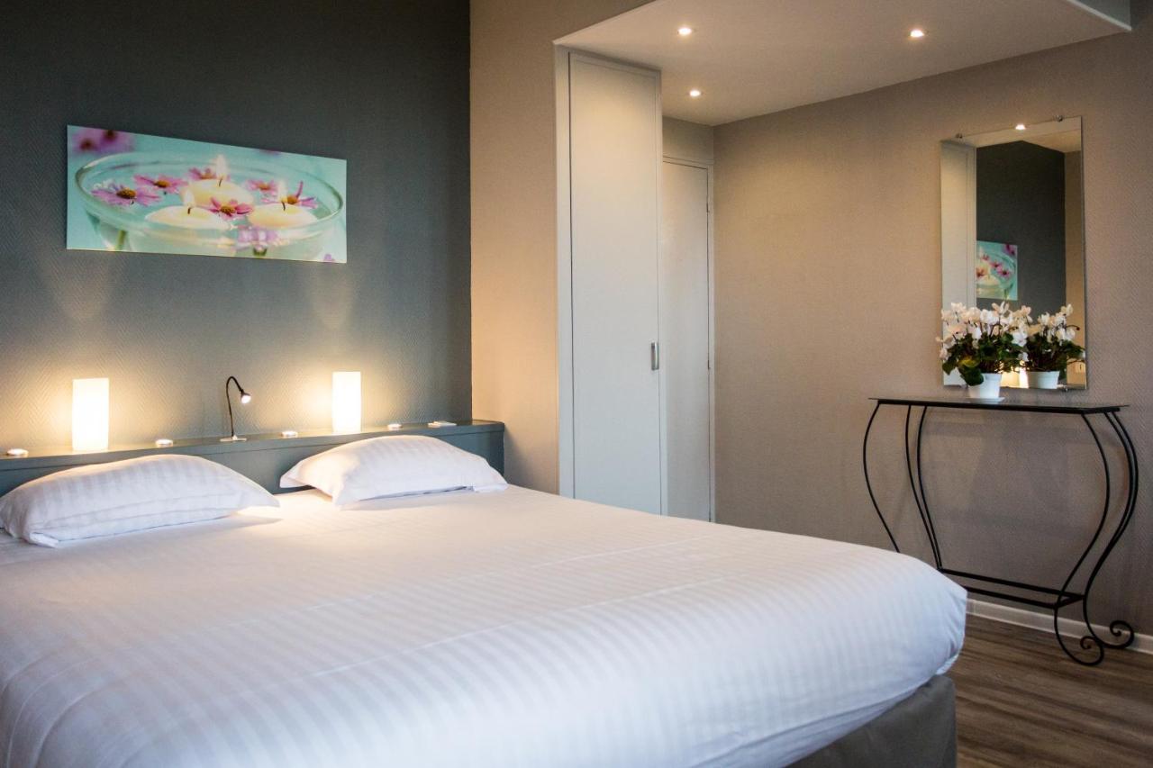 Hotel Les Ursulines Отон Екстериор снимка